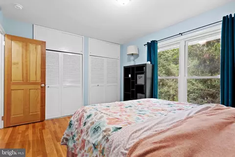 Bedroom - 8623 Pinecliff Dr, Frederick, MD 21704 photo 9 of 13