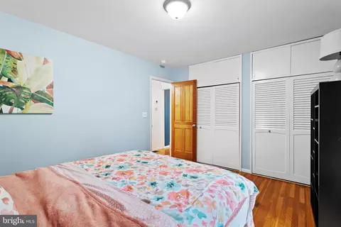 Bedroom - 8623 Pinecliff Dr, Frederick, MD 21704 photo 10 of 13