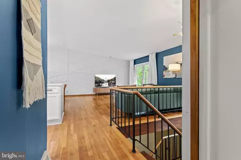 Entry Way - 8623 Pinecliff Dr, Frederick, MD 21704 photo 9 of 10