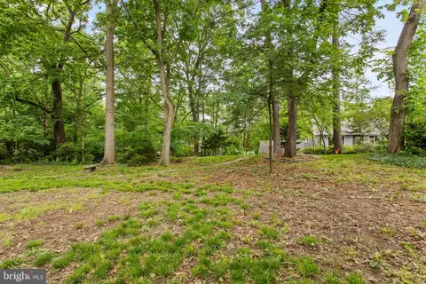 Exterior - 8623 Pinecliff Dr, Frederick, MD 21704 photo 26 of 28
