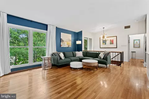 Living - 8623 Pinecliff Dr, Frederick, MD 21704 photo 7 of 7