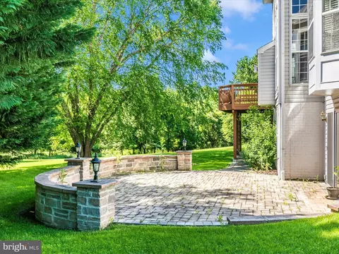 Exterior - 1802 Black Walnut Ct, Frederick, MD 21701 photo 9 of 15