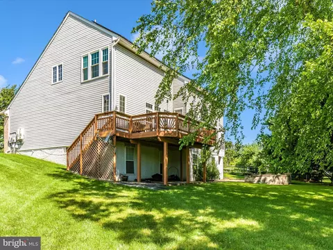 Exterior - 1802 Black Walnut Ct, Frederick, MD 21701 photo 14 of 15