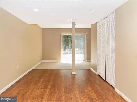 Living - 1802 Black Walnut Ct, Frederick, MD 21701 photo 13 of 15