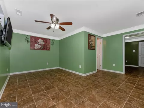 5814 Farmgate Ct, Frederick, MD 21703 photo 31