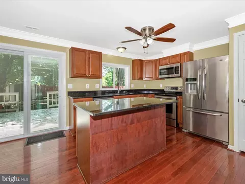 5814 Farmgate Ct, Frederick, MD 21703 photo 8