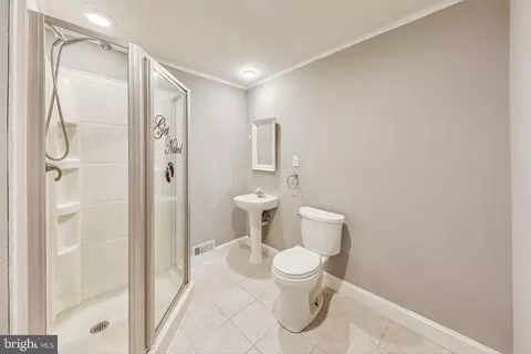 Bath - 6119 Baldridge Cir, Frederick, MD 21701 photo 3 of 3
