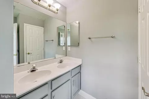Entry Way - 6119 Baldridge Cir, Frederick, MD 21701 photo 2 of 2