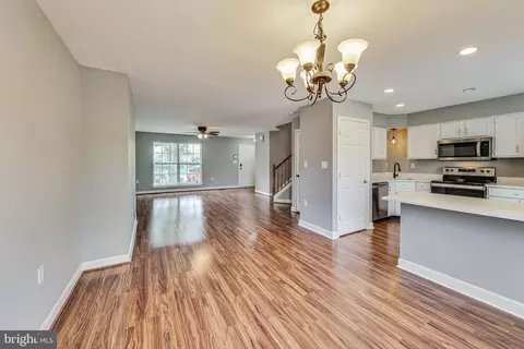 Living - 6119 Baldridge Cir, Frederick, MD 21701 photo 4 of 7
