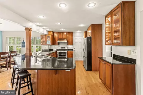 Kitchen - 4903 Caverness Ct, Frederick, MD 21703 photo 3 of 10