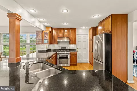 Kitchen - 4903 Caverness Ct, Frederick, MD 21703 photo 10 of 10