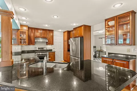 Kitchen - 4903 Caverness Ct, Frederick, MD 21703 photo 4 of 10