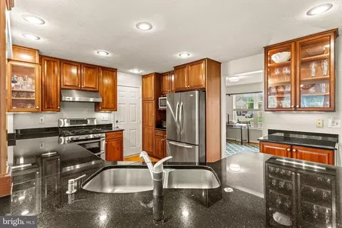 Kitchen - 4903 Caverness Ct, Frederick, MD 21703 photo 9 of 10