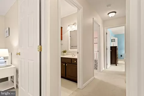 Entry Way - 4903 Caverness Ct, Frederick, MD 21703 photo 7 of 8