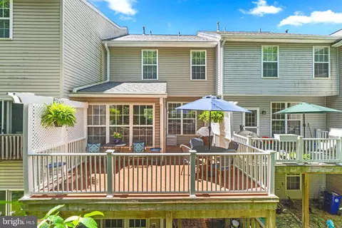 3758 Hope Commons Cir, Frederick, MD 21704 photo 2