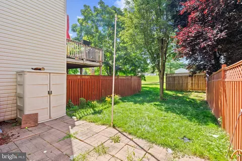 Exterior - 924 Mosby Dr, Frederick, MD 21701 photo 4 of 4