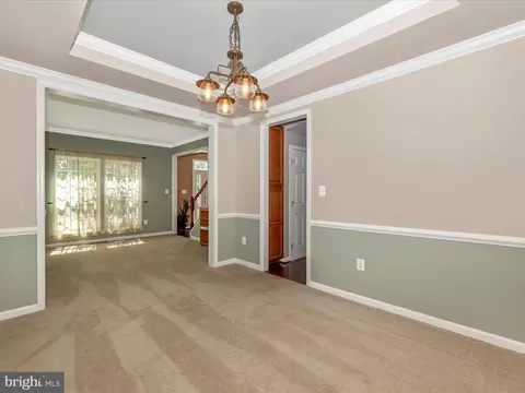 Entry Way - 126 Wheeler Ln, Frederick, MD 21702 photo 3 of 5