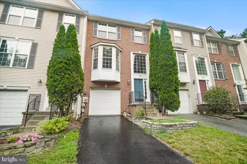 Exterior - 9558 Burgee Ct, Frederick, MD 21704 photo 3 of 39