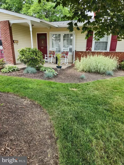 Exterior - 1403 Pinewood Dr, Frederick, MD 21701 photo 1 of 12