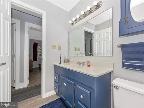 Bath - 1403 Pinewood Dr, Frederick, MD 21701 photo 2 of 2