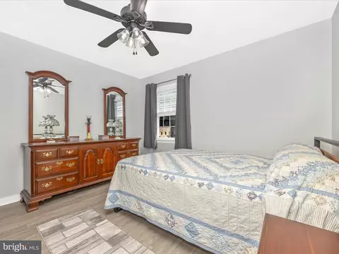 Bedroom - 1403 Pinewood Dr, Frederick, MD 21701 photo 1 of 8