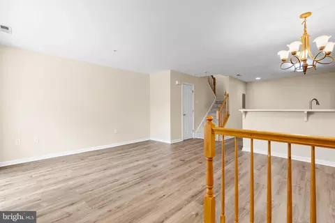 Living - 2124 Bristol Dr #24, Frederick, MD 21702 photo 1 of 4