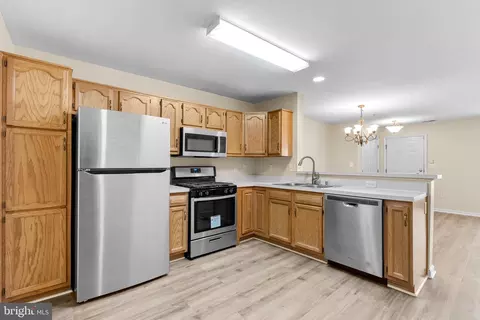 Kitchen - 2124 Bristol Dr #24, Frederick, MD 21702 photo 4 of 6