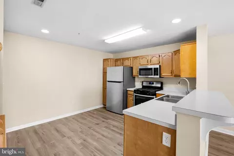 Kitchen - 2124 Bristol Dr #24, Frederick, MD 21702 photo 1 of 6
