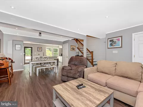Living - 2414 Prentice Ct, Frederick, MD 21702 photo 3 of 3