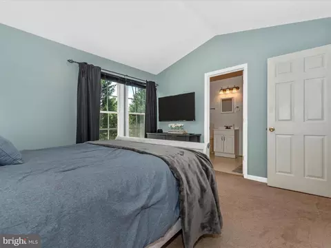 Bedroom - 2414 Prentice Ct, Frederick, MD 21702 photo 2 of 7
