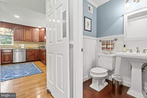 Entry Way - 8029 Stone Ridge Dr, Frederick, MD 21702 photo 1 of 2