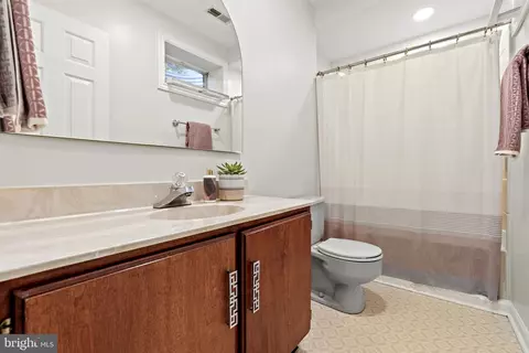 Bath - 8029 Stone Ridge Dr, Frederick, MD 21702 photo 4 of 4