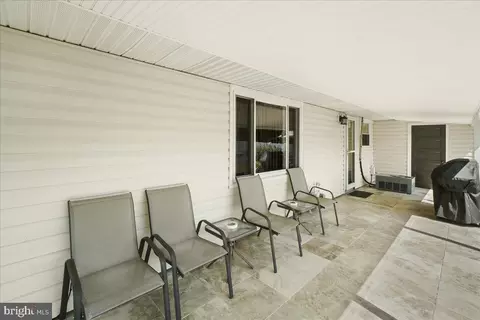414 White Oak Pl, Frederick, MD 21701 photo 25