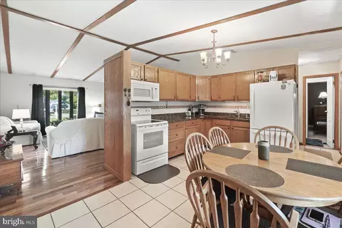 414 White Oak Pl, Frederick, MD 21701 photo 12