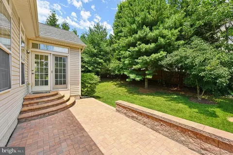 Exterior - 2132 Chestnut Ln, Frederick, MD 21702 photo 3 of 5