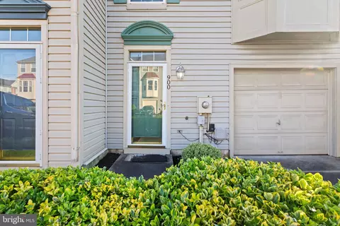 900 Turning Point Ct, Frederick, MD 21701 photo 5