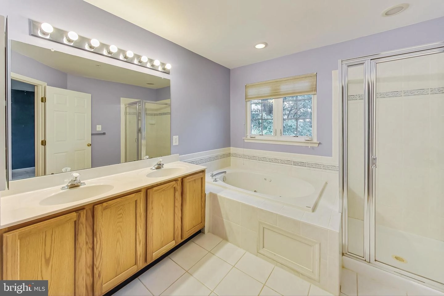 Bath - 9416 Singleton Pl, Frederick, MD 21704 photo 2 of 3
