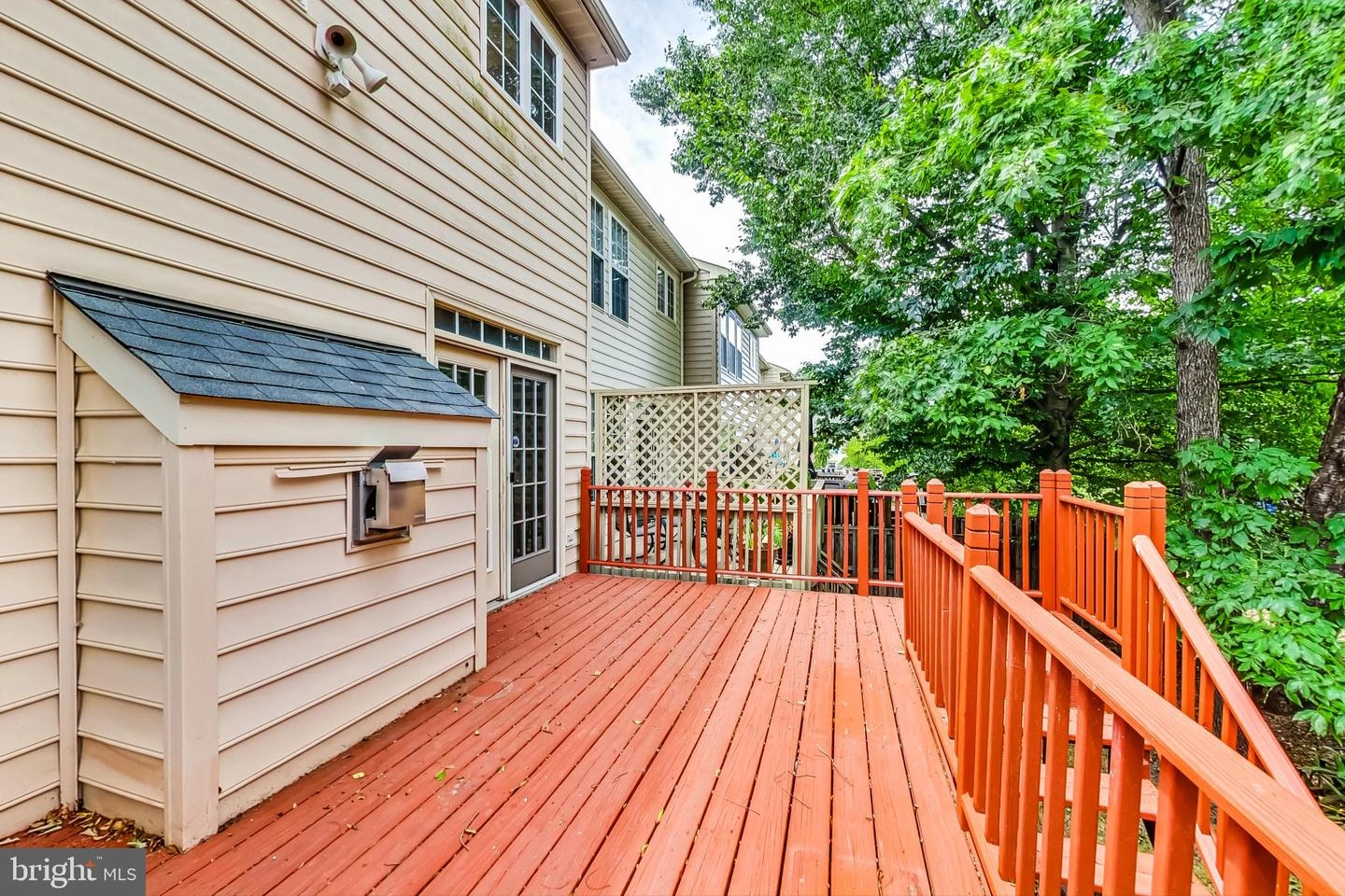 Exterior - 9416 Singleton Pl, Frederick, MD 21704 photo 5 of 7