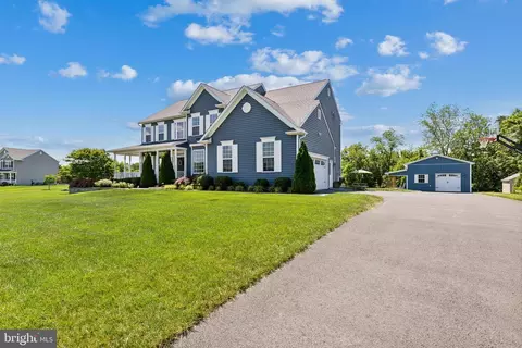 7277 Hattery Farm Ct, Mount Airy, MD 21771