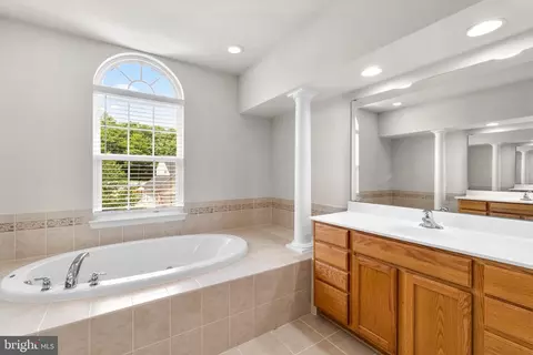 2136 Infantry Dr, Frederick, MD 21702 photo 24