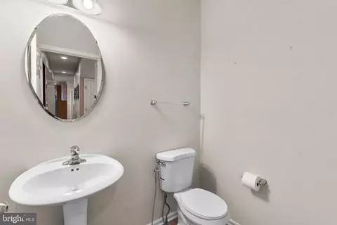 2136 Infantry Dr, Frederick, MD 21702 photo 17