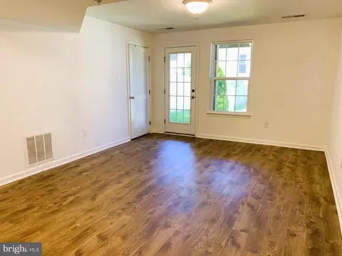 2052 Spring Run Cir, Frederick, MD 21702 photo 28