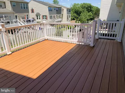 2052 Spring Run Cir, Frederick, MD 21702 photo 15