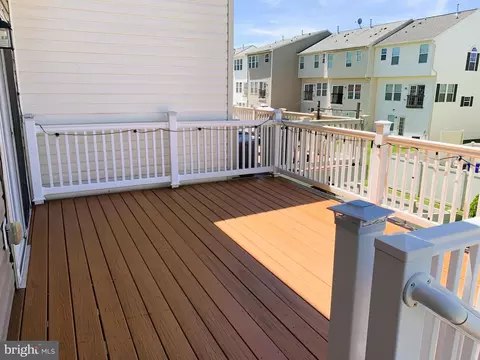 2052 Spring Run Cir, Frederick, MD 21702 photo 14