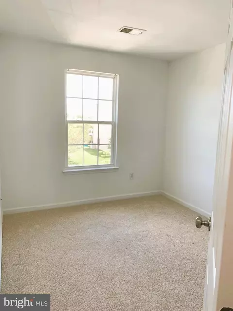 2052 Spring Run Cir, Frederick, MD 21702 photo 23