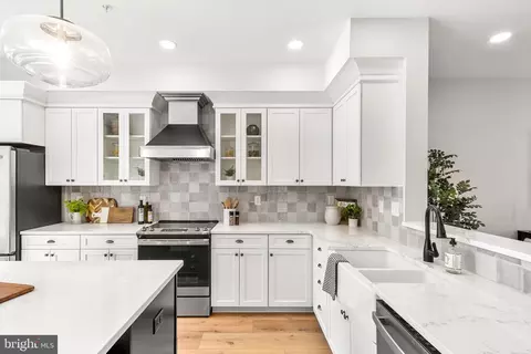 Kitchen - 32 Hamilton Ave, Frederick, MD 21701 photo 15 of 17