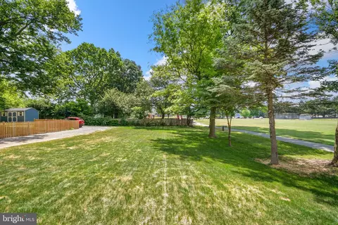 Exterior - 32 Hamilton Ave, Frederick, MD 21701 photo 11 of 15