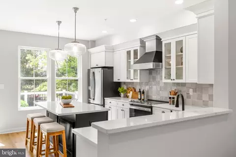 Kitchen - 32 Hamilton Ave, Frederick, MD 21701 photo 9 of 17