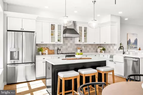Kitchen - 32 Hamilton Ave, Frederick, MD 21701 photo 8 of 17