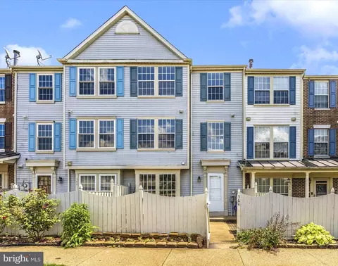 564 Hollyberry Way, Frederick, MD 21703